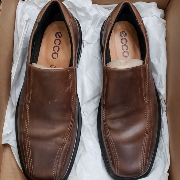 Ecco brown leather shoes